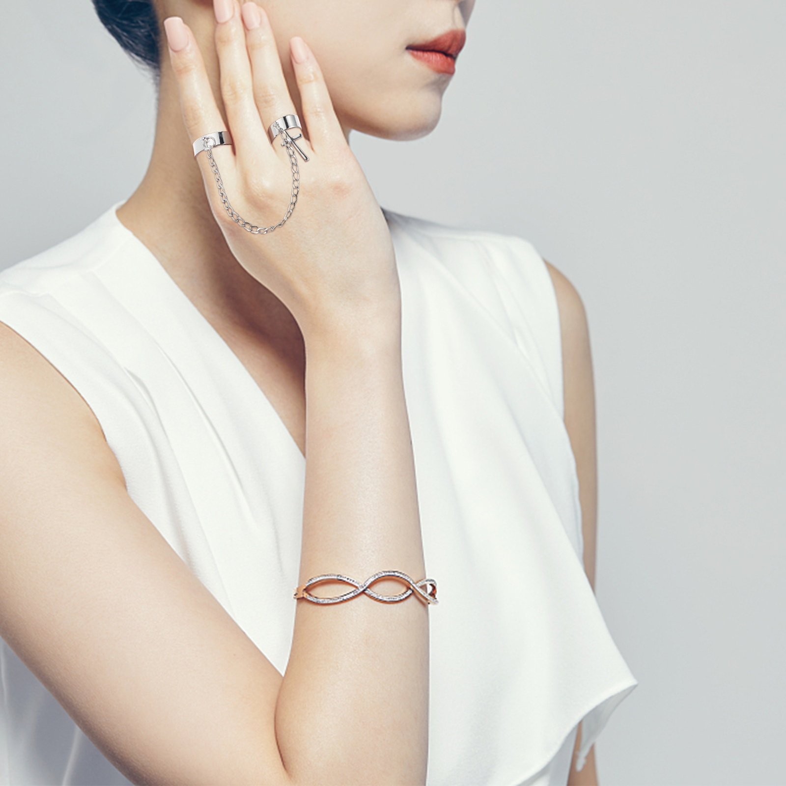 Vintage Punk Knuckle Rings Set - ชุดแหวนข้อกลางนิ้ว โซ่ไขว้ แหวนนิ้วสไตล์โกธิควินเทจ เครื่องประดับตกแต่งแนวพังก์ แหวนข้อกลางนิ้วสไตล์โกธิค
