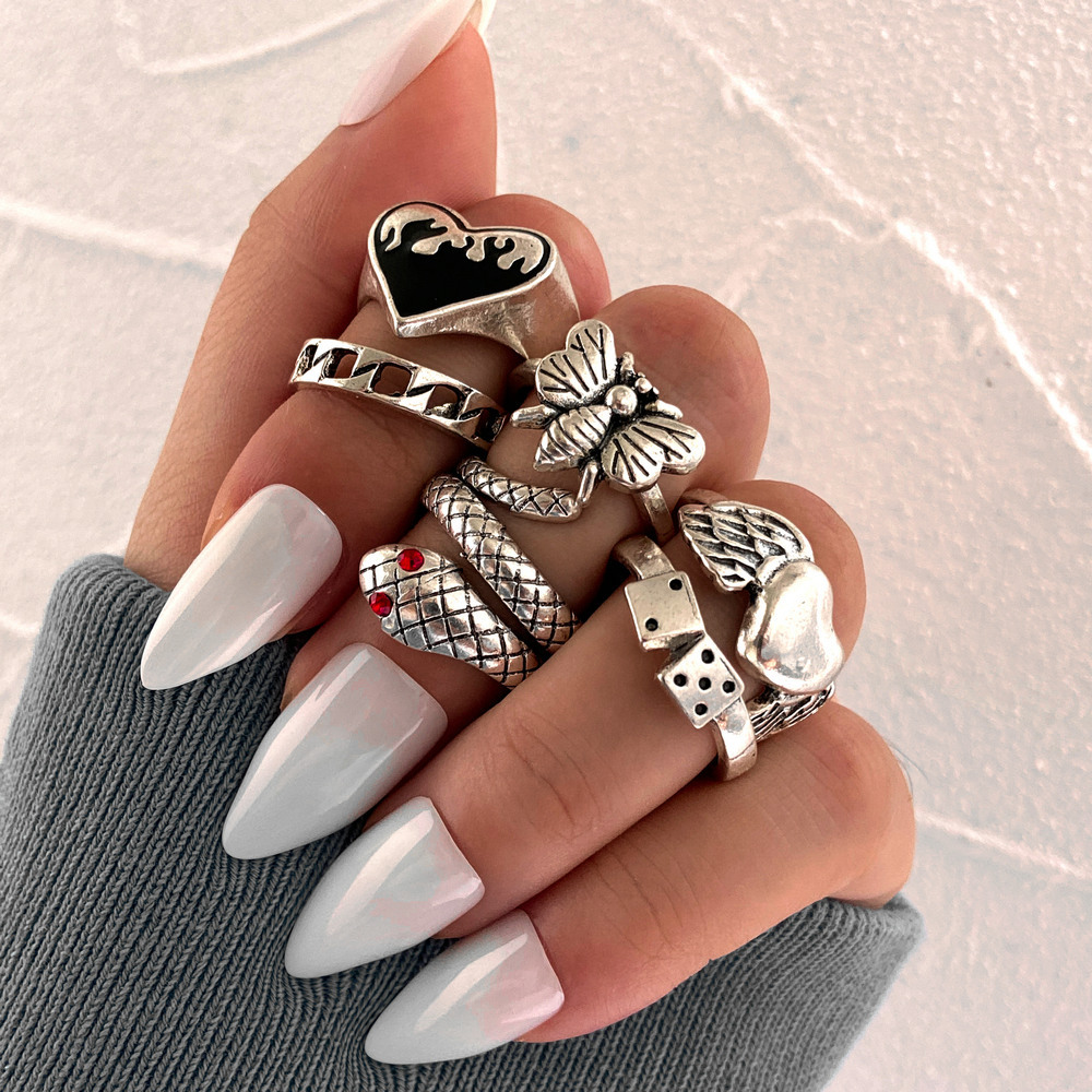 Vintage Punk Knuckle Rings Set - ชุดแหวนข้อต่อรูปงูสไตล์พังก์วินเทจ 6 ชิ้น สำหรับผู้หญิง แหวนปีกผีเสื้อสไตล์เรโทร เครื่องประดับแฟชั่นสำหรับผู้ชาย