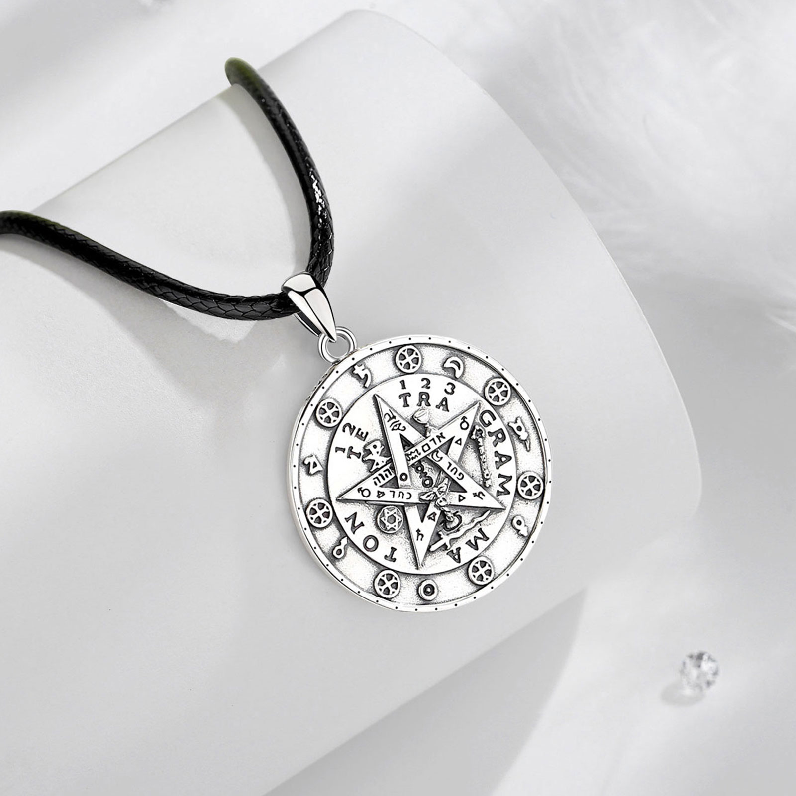 Eudora สร้อยคออักษรรูนรูปดาวห้ - 925 Sterling Silver Chain Necklace Men บทวิจารณ์และราคา