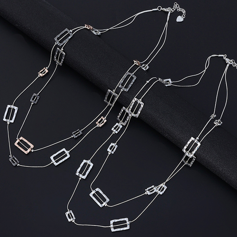 สร้อยคอโซ่ยาวหลายชั้น จี้ทรงสี - Layered Pendant Necklace Aesthetic บทวิจารณ์และราคา
