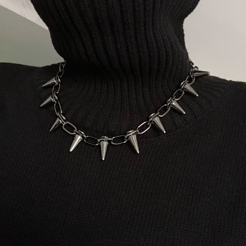 สร้อยคอแฟชั่นพังก์แบบมีหนามแหล - Goth Punk Spike Choker บทวิจารณ์และราคา