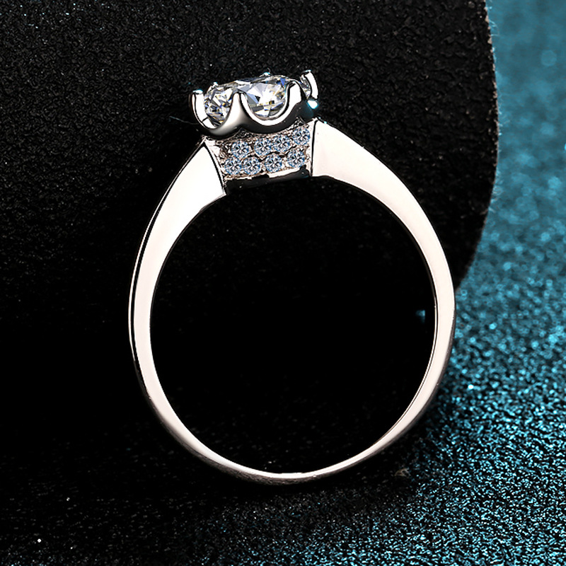 แหวนแพลตตินั่ม PT950 ประดับมอส - Moissanite Engagement Ring 1 Carat บทวิจารณ์และราคา
